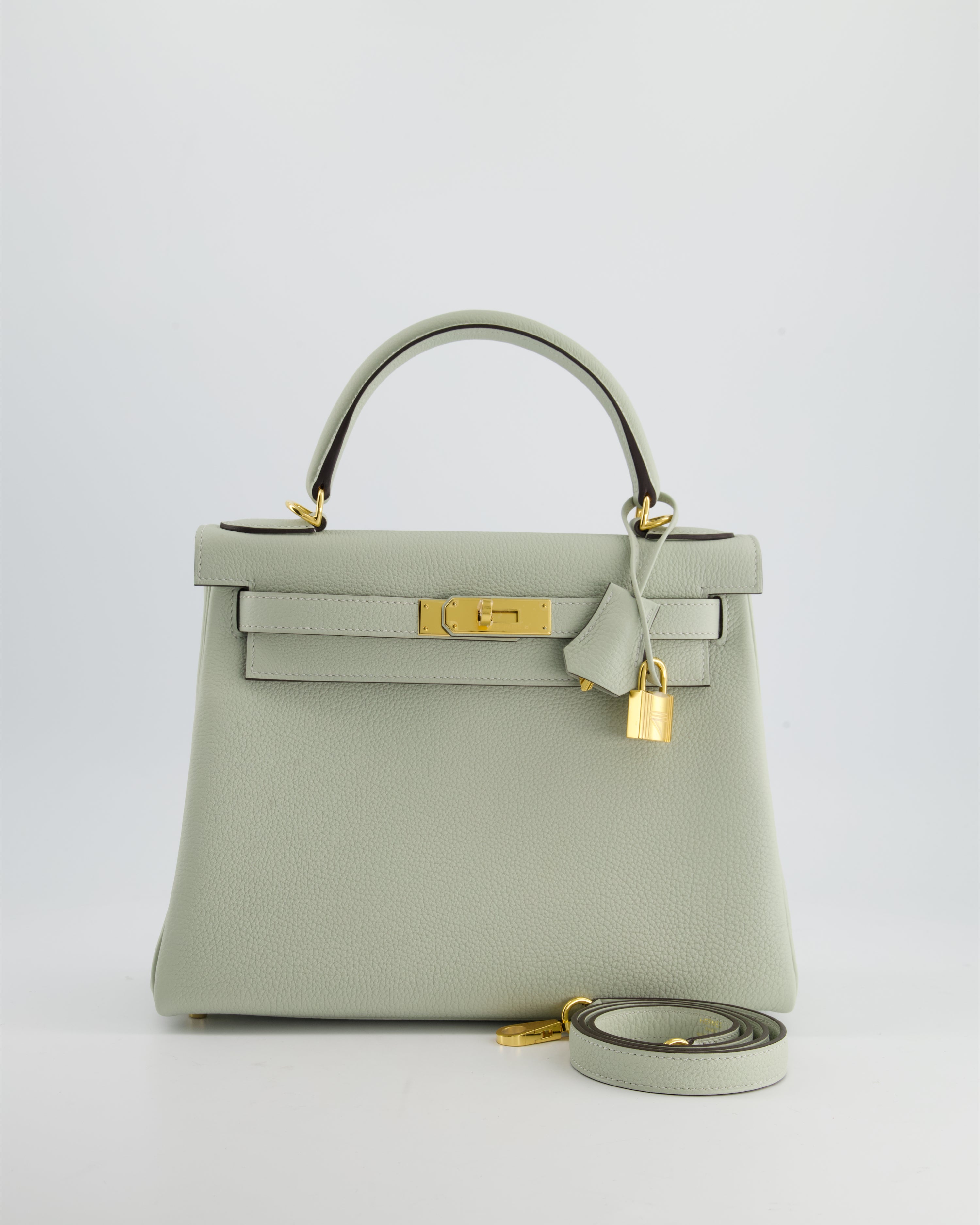 Hermès Kelly 28cm Retourne in Gris Neve Togo Leather with Gold 
