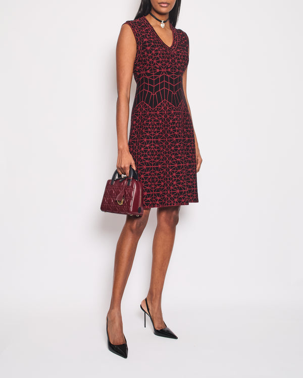 Alaïa Black and Red Geometric Knit Sleeveless A-Line Midi Dress with V-Neckline Size FR 42 (UK 14)