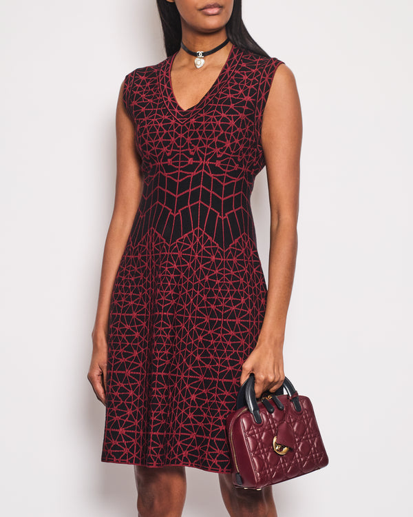 Alaïa Black and Red Geometric Knit Sleeveless A-Line Midi Dress with V-Neckline Size FR 42 (UK 14)