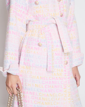 *SUPER HOT* Chanel Resort 2024 Pink & White Robe Coat with Belt & Multi-Coloured Chanel Logo Details Size FR 36 (UK 8)