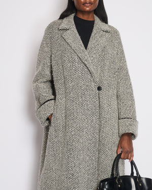 Max Mara Black & White Herringbone Wool Coat With Turned Up Cuffs IT 44 (UK 12)