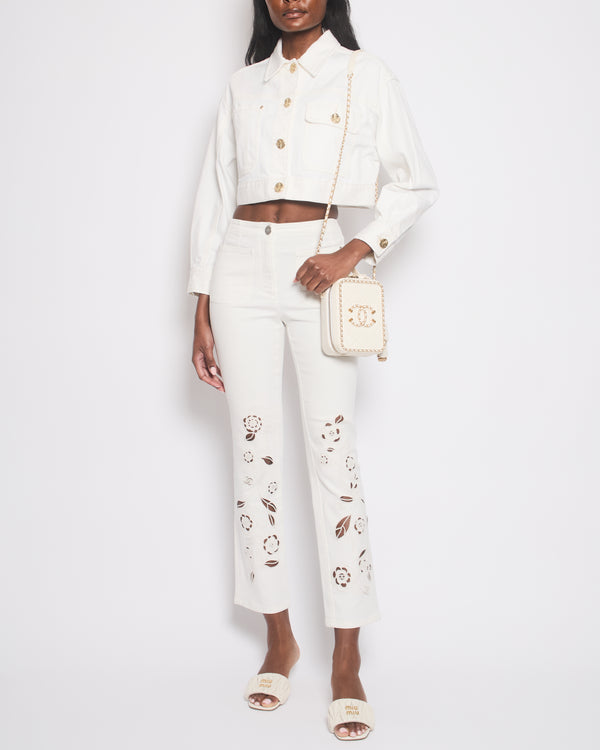 Chanel 24P White Denim Straight Leg Jeans with Pockets and Cut Out Floral Embroidery Size FR 36 (UK 8) RRP £2750