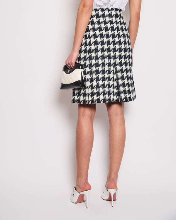 Chanel 07/P Black, Navy and White Houndstooth Midi Skirt FR 38 (UK 10)