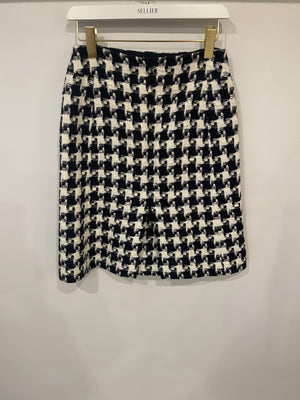 Chanel 07/P Black, Navy and White Houndstooth Midi Skirt FR 38 (UK 10)