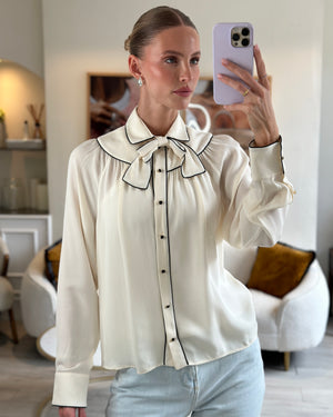 Valentino Cream Long-Sleeve Blouse with Navy Detail and Bow Size IT 42 (UK 10)