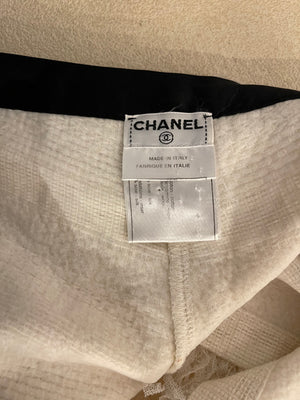 Chanel Cream and Black Tweed Mini Shorts Tulle Details and CC Logo Buttons Size FR 40 (UK 12)