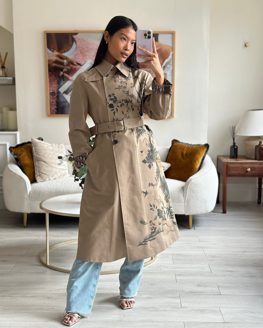 Christian Dior Beige AW22 Trench Coat with Dior Oblique Lining and Cuff Details with Garden Print Details FR 34 (UK 6)