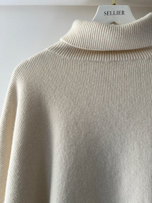 Raey Ivory Wool Roll Neck Cropped Oversized Knit Jumper Size XXS/XS (UK 4)