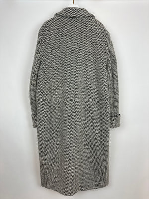 Max Mara Black & White Herringbone Wool Coat With Turned Up Cuffs IT 44 (UK 12)