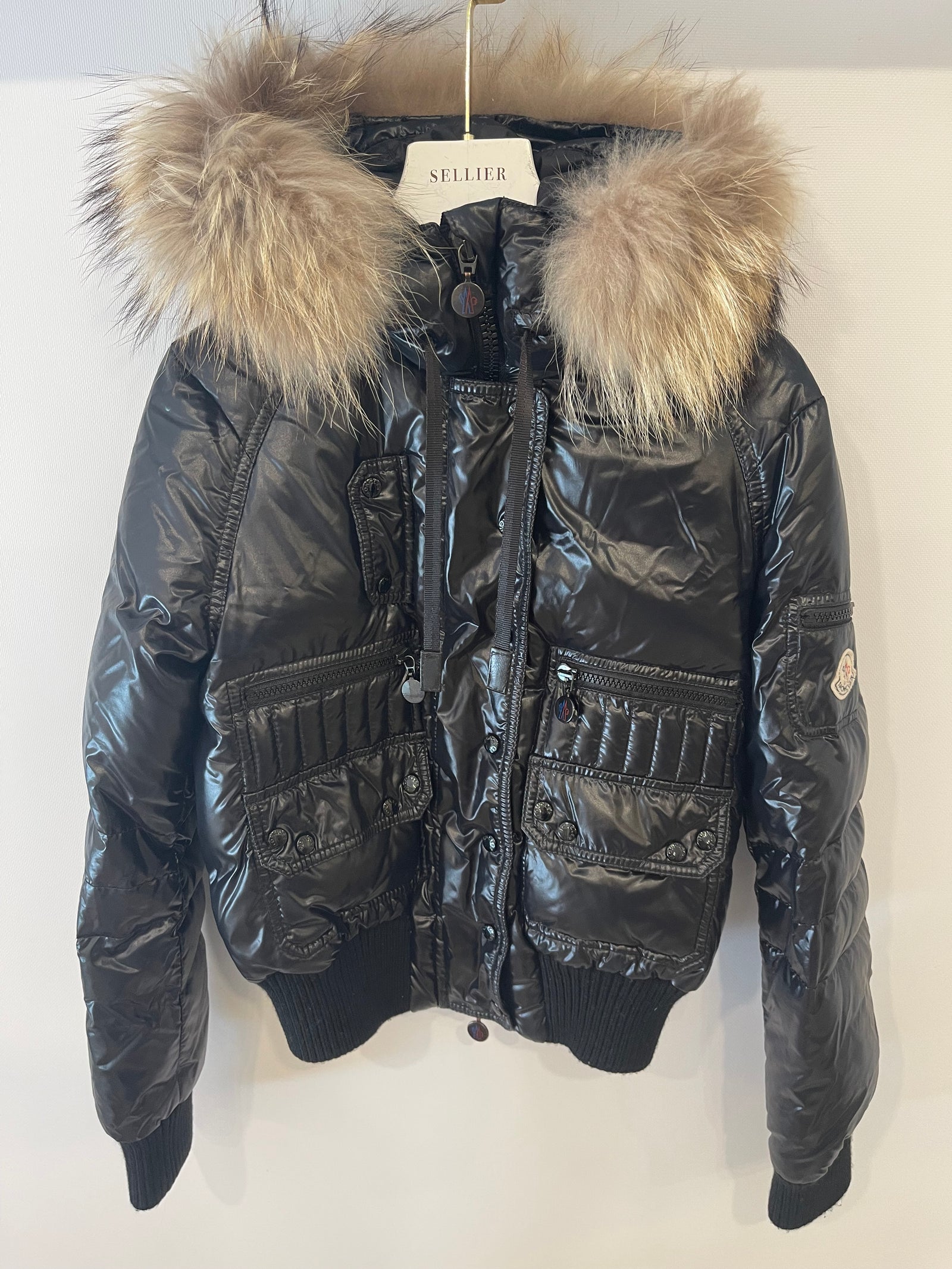 Moncler fur collar hotsell