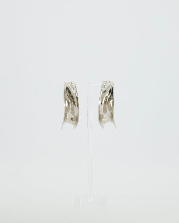 Alaia Fluide Drop Hoop Earrings in Silver