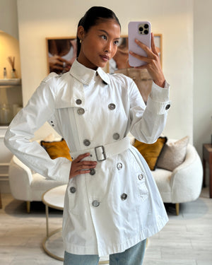 Burberry White Classic Trench Coat with Belt and Button Details Size UK 8