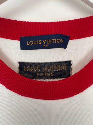 Louis Vuitton Menswear White Knitted T-Shirt with Blue "LV" Size XL (UK 44)