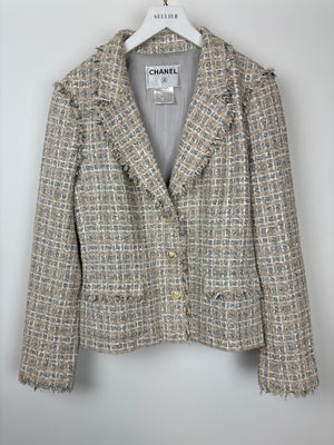 Chanel Beige Checked Tweed Jacket with Frayed Trim Edges and Daisy CC Logo Button Details Size FR 44 (UK 16)