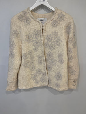 Chanel 15A Paris-Salzburg Cream Tweed Jacket with Sequin Embellished Edelweiss and Pearl Buttons Size FR 42 (UK 14)