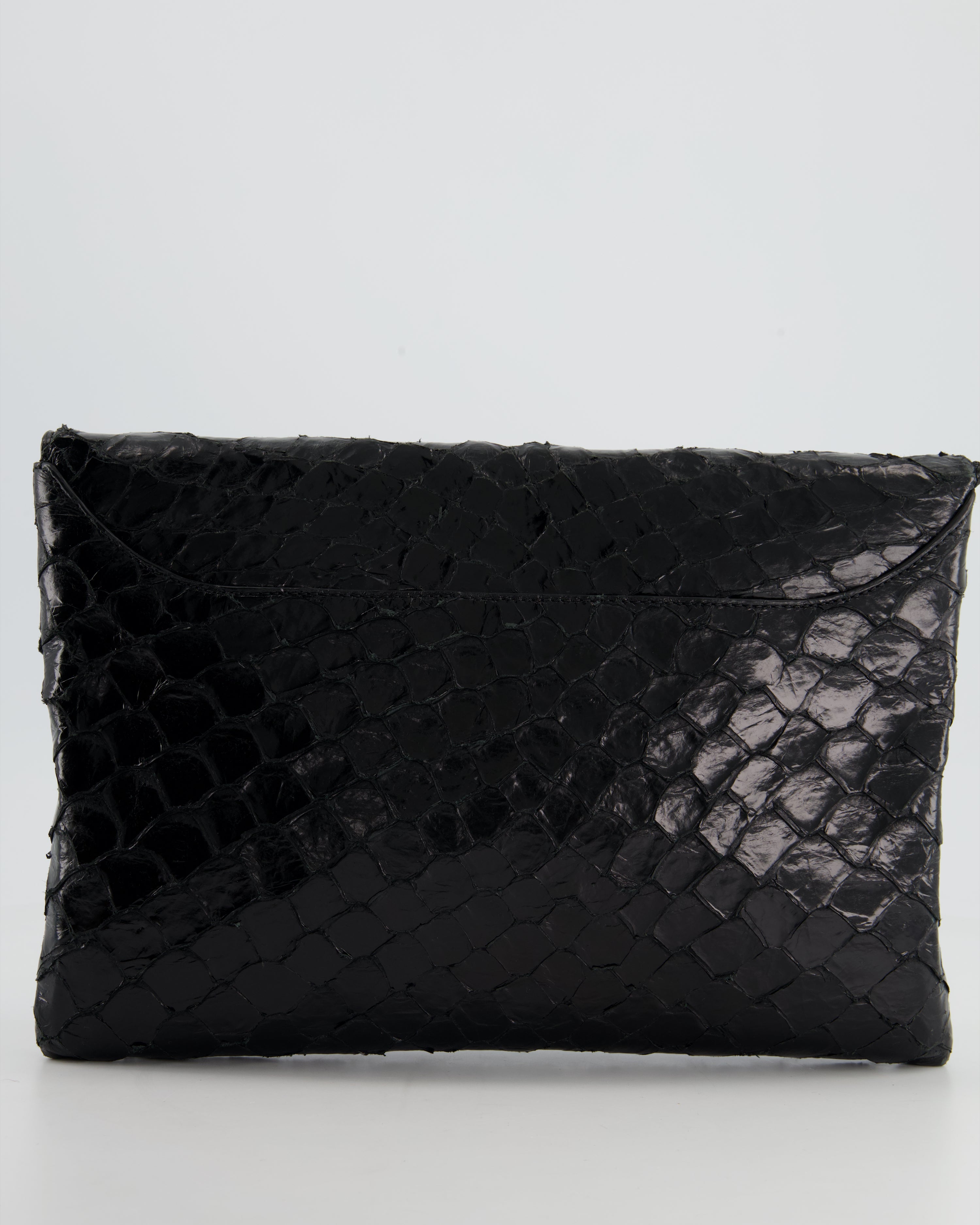 Givenchy black online clutch