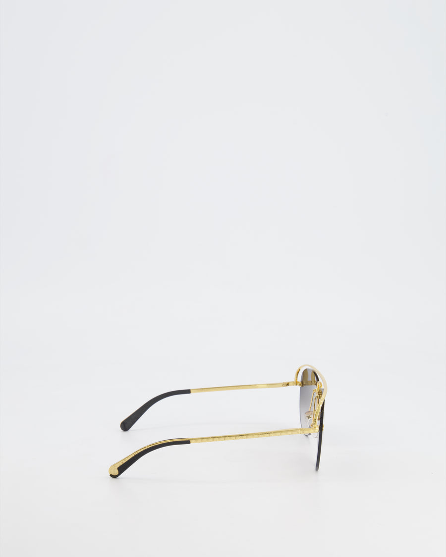 Louis Vuitton Grey Aviator Sunglasses with Gold Monogram Details – Sellier