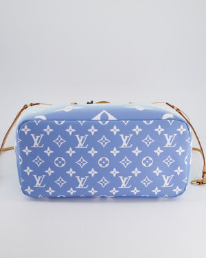 *COLLECTOR'S* Louis Vuitton By The Pool 2021 Neverfull MM in Blue and White Monogram Canvas with Vachetta leather and Gold Hardware