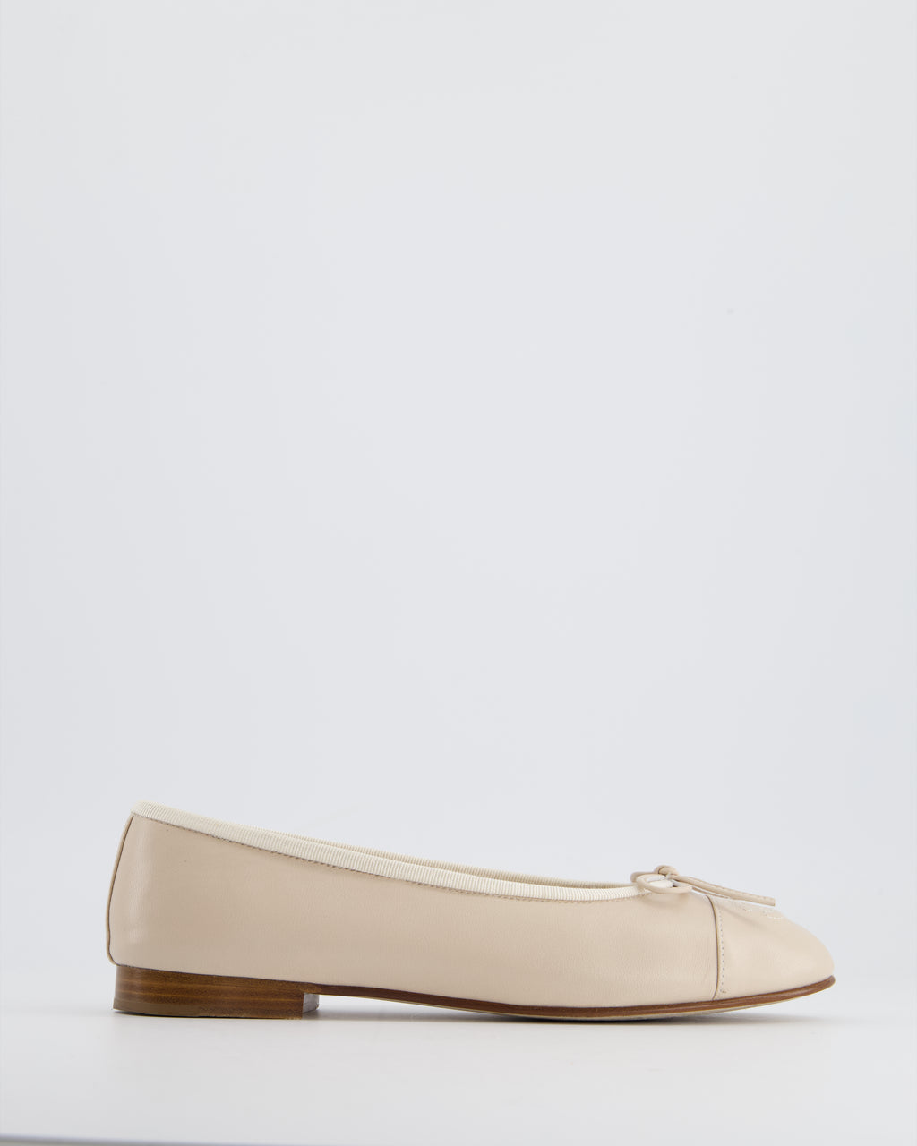 Chanel best sale nude flats