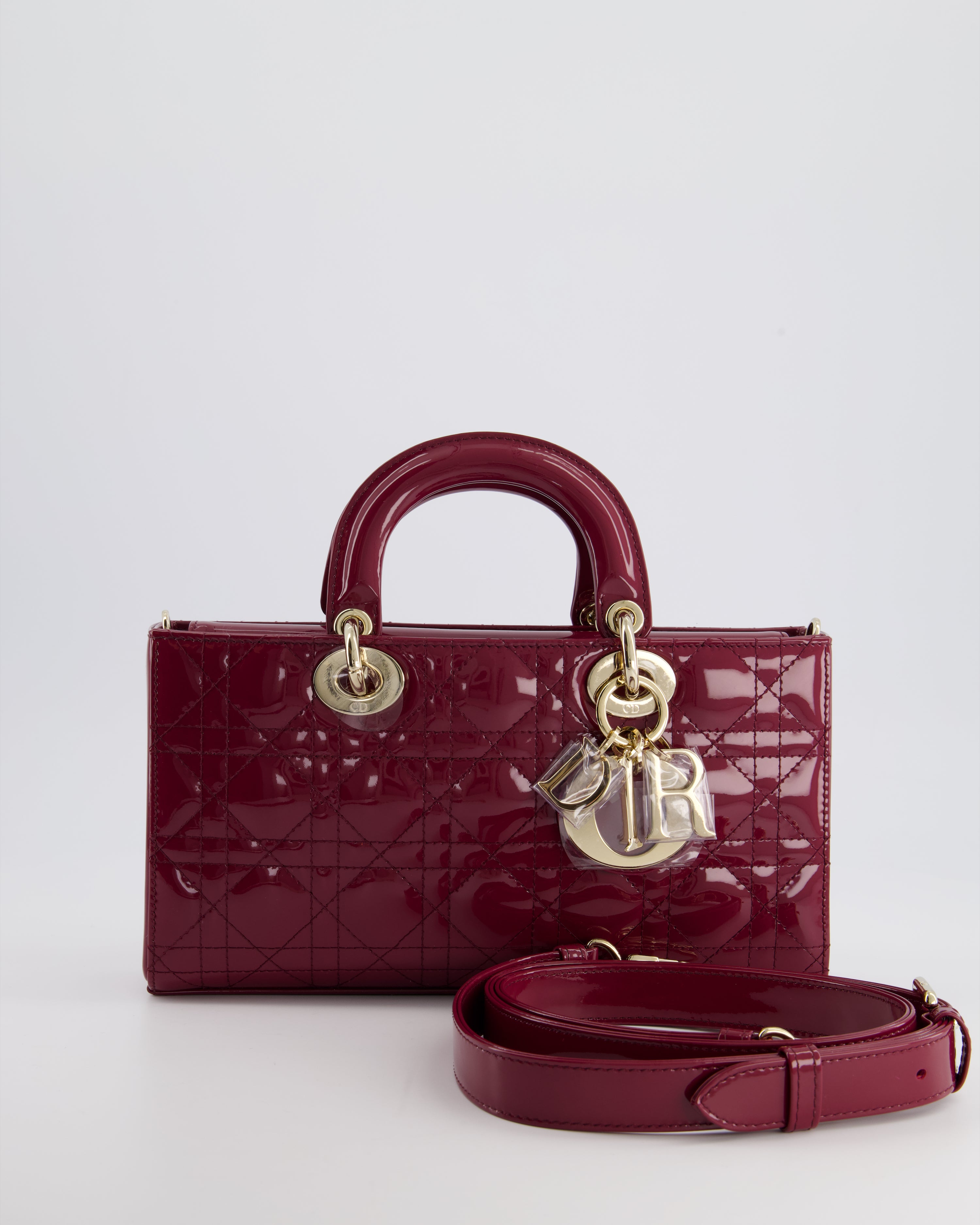 Lady dior 2025 red patent