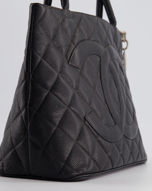 *HOT* Chanel Vintage Black Tote Bag with CC Logo in Caviar Leather and Silver Hardware&nbsp;