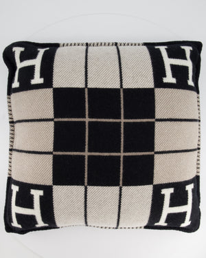 Hermès Avalon III Small Pillow in Écru, Gris Foncé RRP £650