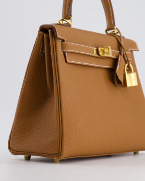 *HOLY GRAIL* Hermès Kelly Bag 25cm Retourne in Gold Togo Leather with Gold Hardware