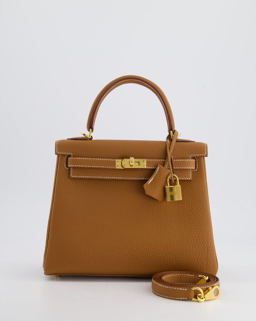 *HOLY GRAIL* Hermès Kelly Bag 25cm Retourne in Gold Togo Leather with Gold Hardware