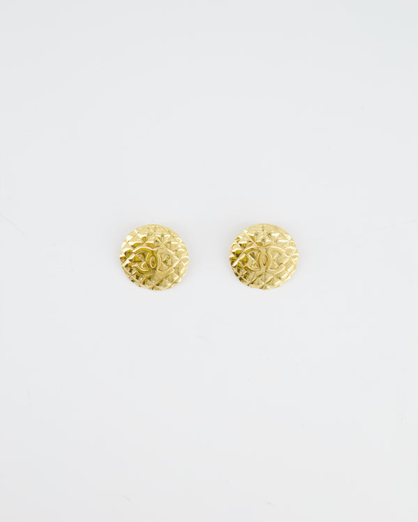 Chanel Vintage Large Yellow Gold Matelasse Round Clip On Earrings