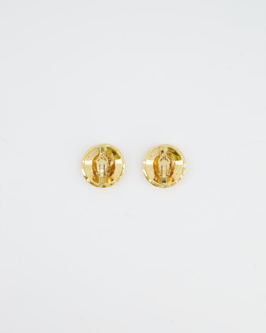 Chanel Vintage Large Yellow Gold Matelasse Round Clip On Earrings