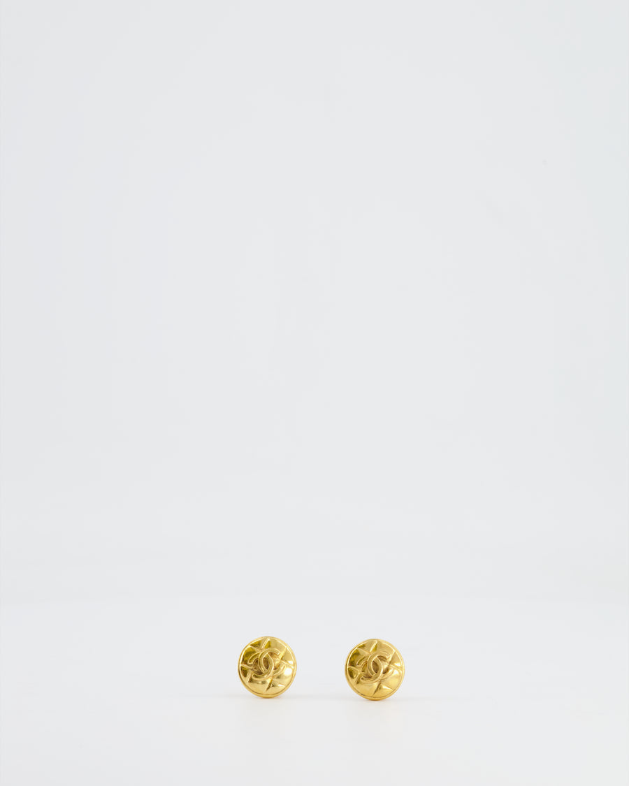 Chanel Vintage Yellow Gold Quilted CC Logo Round Clip-On Earrings