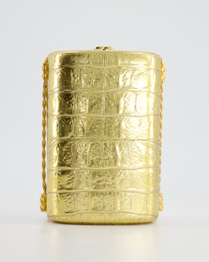 *COLLECTOR'S PIECE* Chanel Gold Croc Embossed Vanity Case Bag in Calfskin Leather with Gold Hardware