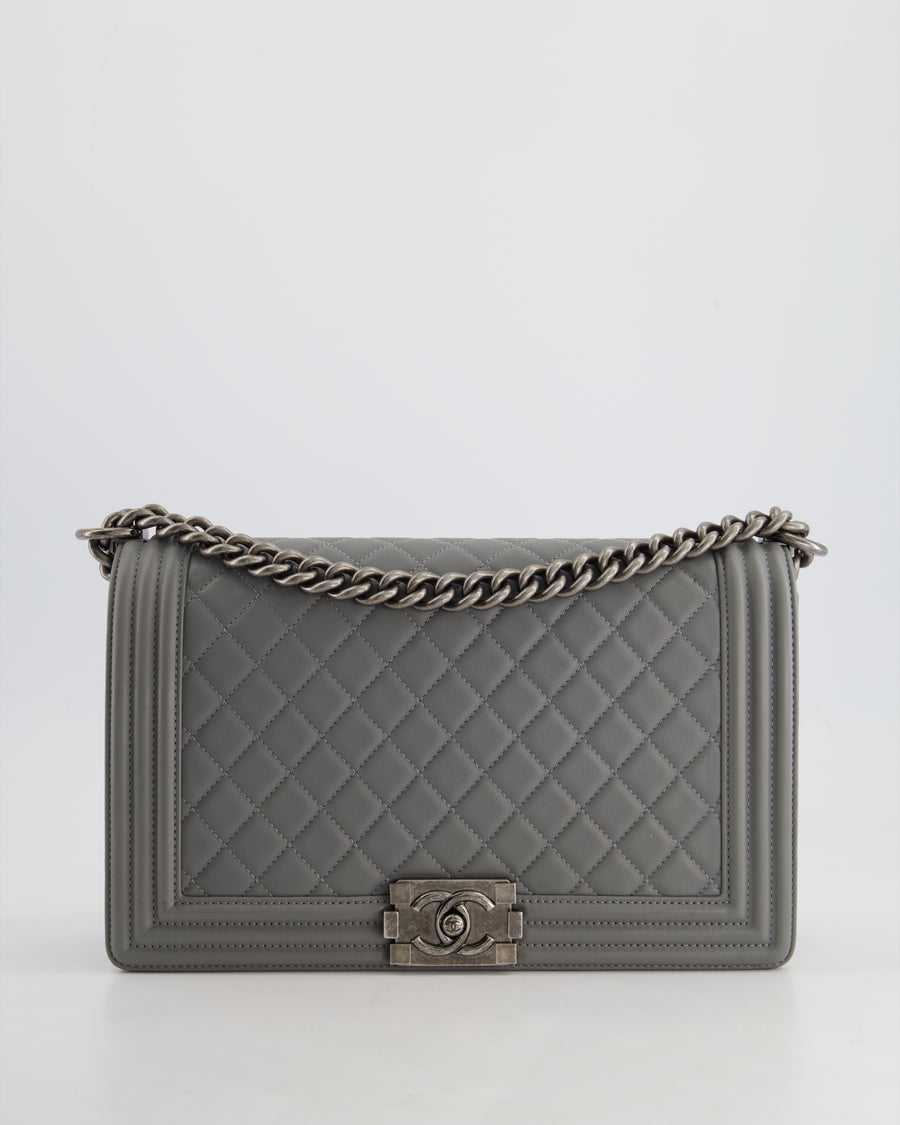 *HOT & FIRE PRICE* Chanel Stone Grey Medium Boy Bag in Calfskin Leather with Ruthenium Hardware