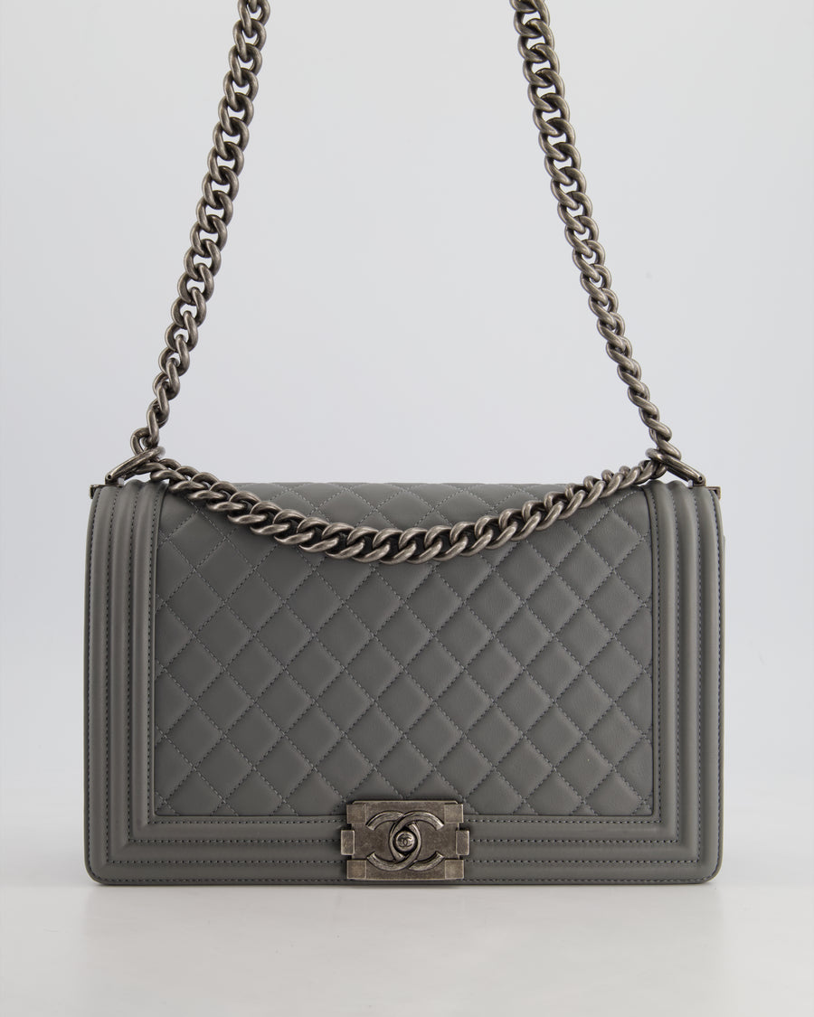 *HOT & FIRE PRICE* Chanel Stone Grey Medium Boy Bag in Calfskin Leather with Ruthenium Hardware