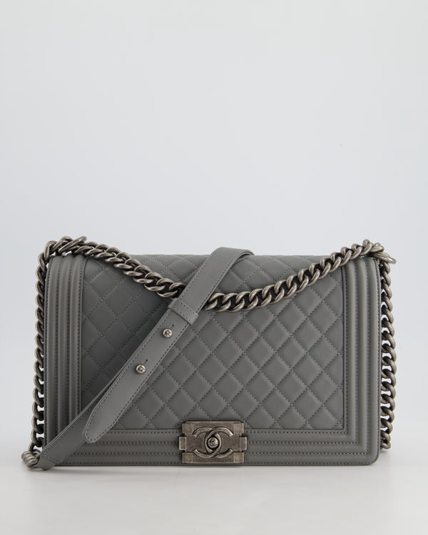 *HOT & FIRE PRICE* Chanel Stone Grey Medium Boy Bag in Calfskin Leather with Ruthenium Hardware