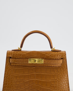 *SUPER RARE* Hermès Mini Kelly II 20cm Bag in Gold Alligator Mississippiensis Leather with Gold Hardware