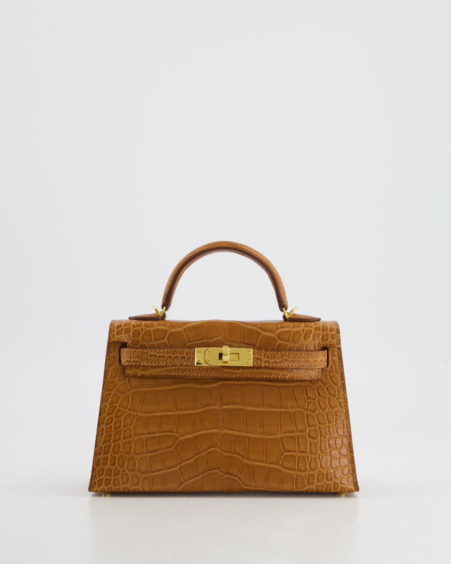 *SUPER RARE* Hermès Mini Kelly II 20cm Bag in Gold Alligator Mississippiensis Leather with Gold Hardware