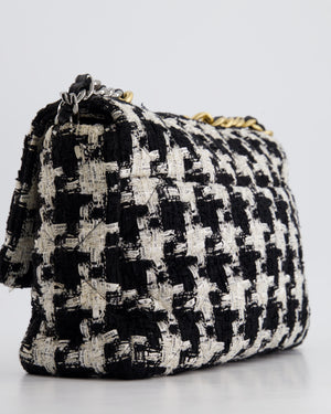 Chanel 19 Black & White Ribbon Houndstooth Tweed Flap Bag