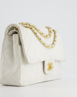 *FIRE PRICE* Chanel Vintage White Medium Classic Double Flap Bag in Lambskin Leather with 24K Gold Hardware