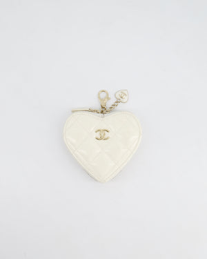 Chanel Black & White 23P Patent Calfskin Resin Quilted CC Double Heart Clutch with Champaign Gold Hardware