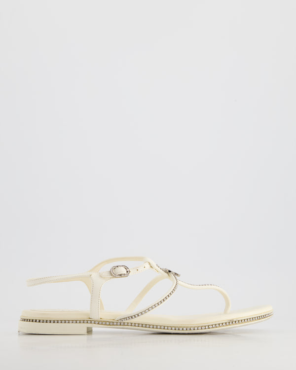 Chanel White Leather Flat Sandals with Crystal Trim and CC Logo Size EU 40