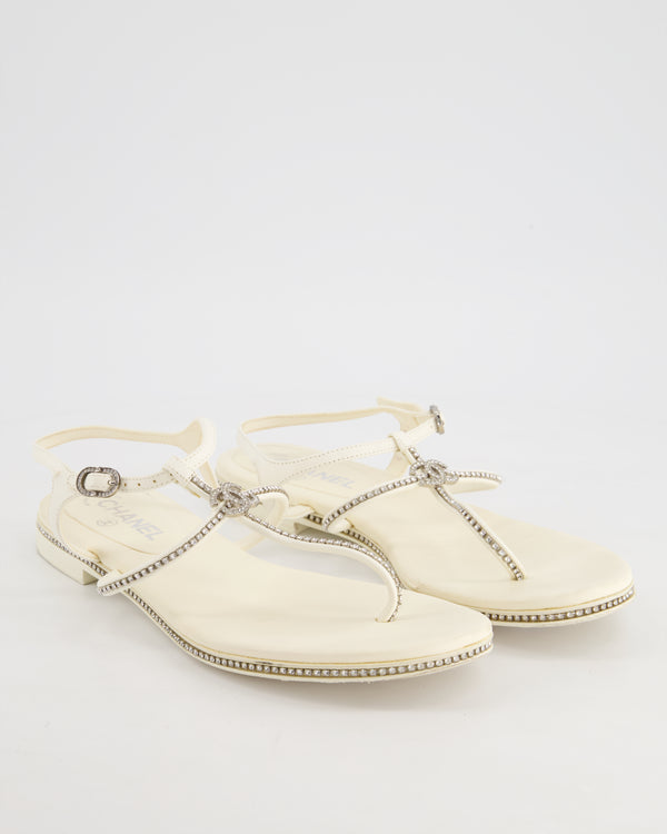 Chanel White Leather Flat Sandals with Crystal Trim and CC Logo Size EU 40