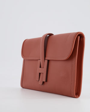 Hermès Jige Clutch Bag in Terre Battue Evercolour Leather