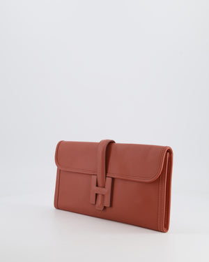 Hermès Jige Clutch Bag in Terre Battue Evercolour Leather