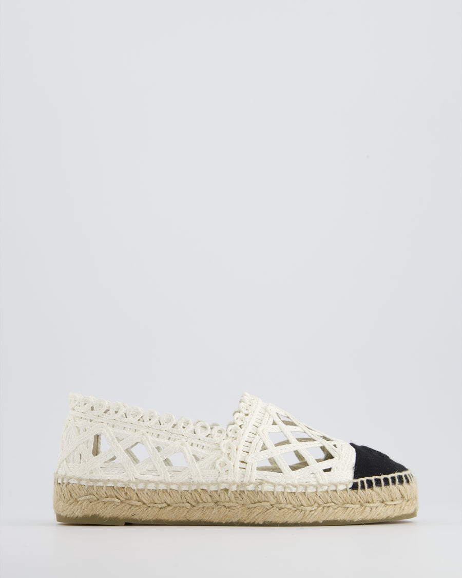 Chanel White Crochet Raffia Espadrille with CC Logo Detail Size EU 36