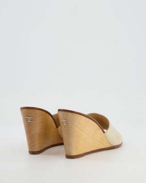 Chanel Cream Wooden Heeled Leather Mules with CC Logo Detail Size EU 39.5