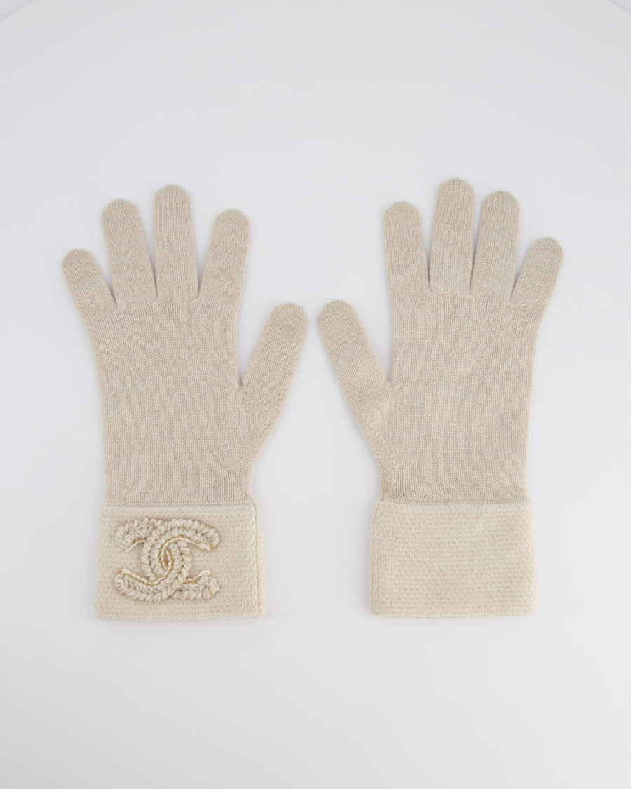 Chanel Beige Knitted Cashmere Lambskin Leather Logo Gloves Size 7