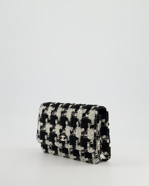 *HOT* Chanel Black & White Houndstooth Wallet on Chain Bag in Tweed with Champagne Gold Hardware