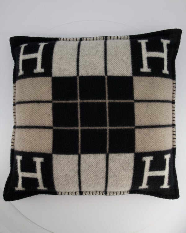 Hermès Avalon III Small Pillow in Écru, Gris Foncé RRP £680