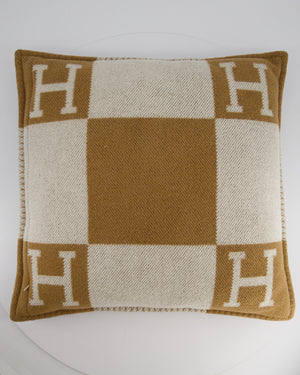 Hermès Avalon III Small Pillow in Écru and Caramel RRP £680